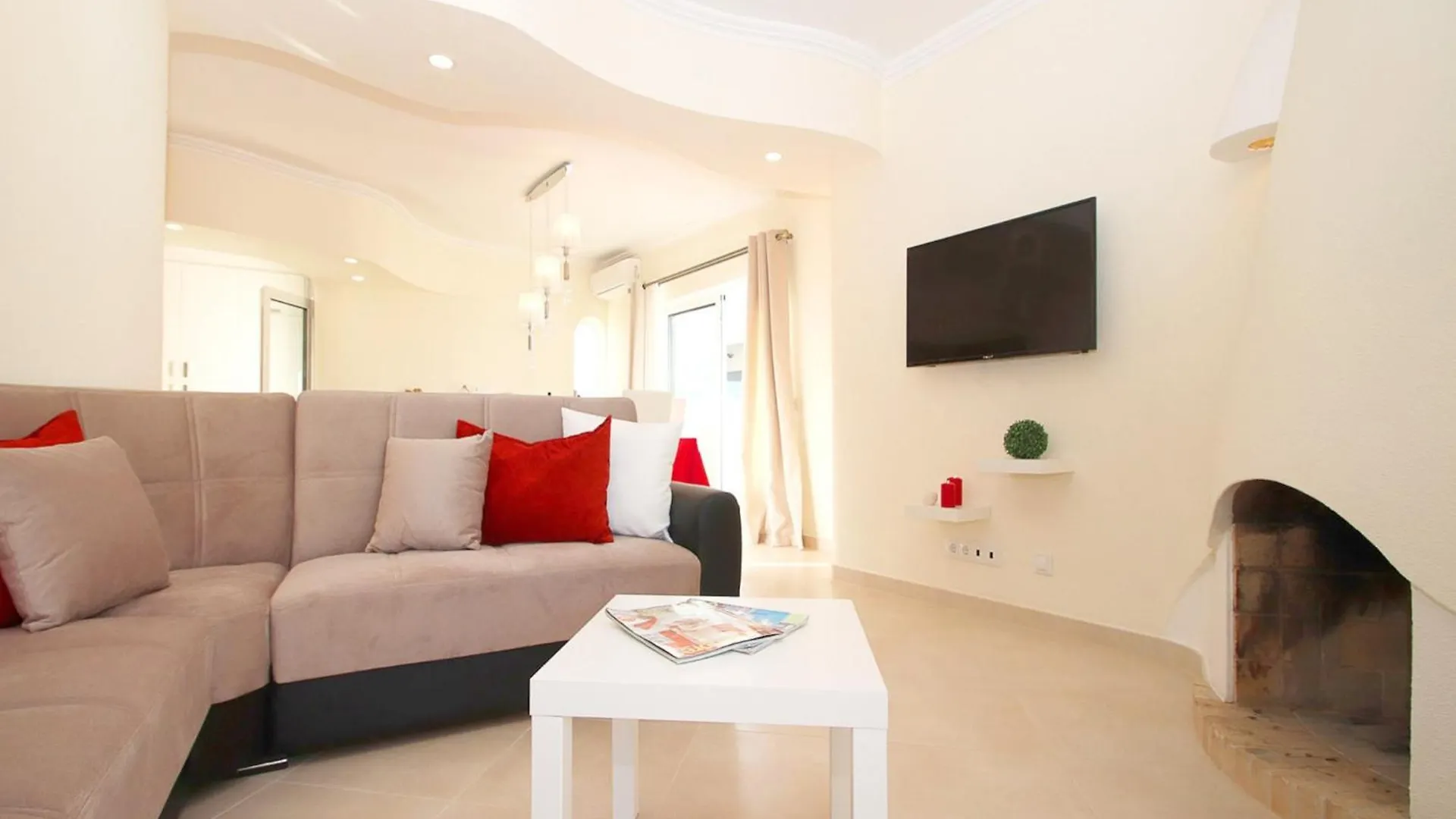 Villa With Heatable Pool Albufeira