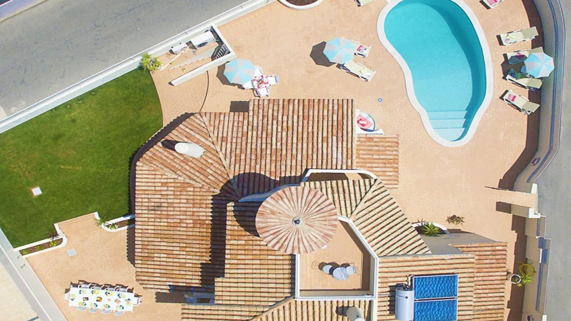 Villa With Heatable Pool Albufeira